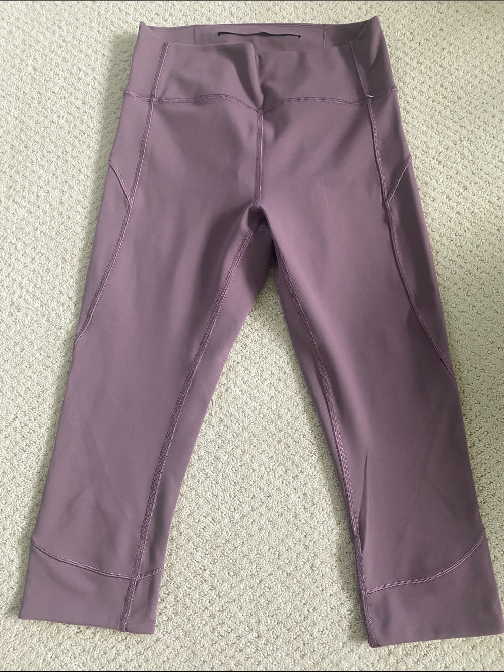 Lululemon In Movement Crop 19” Leggings, 8